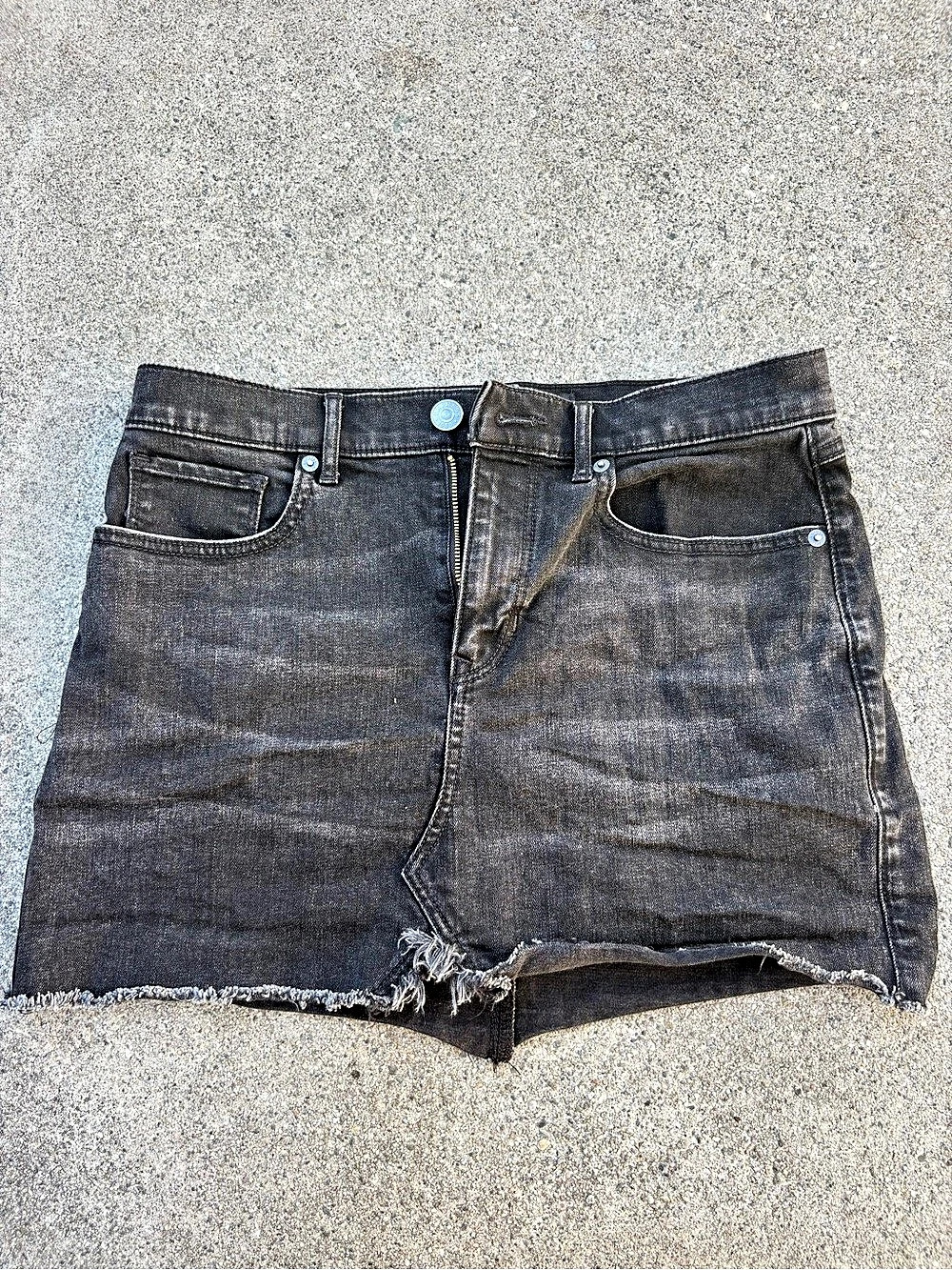 Express Straight Mini Mid Rise Black Jean Shorts Size 4